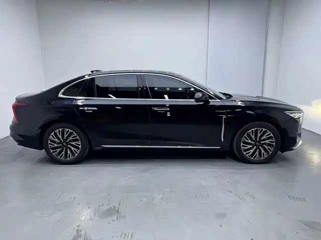 Hongqi Hongqi H5 — миниатюра 9