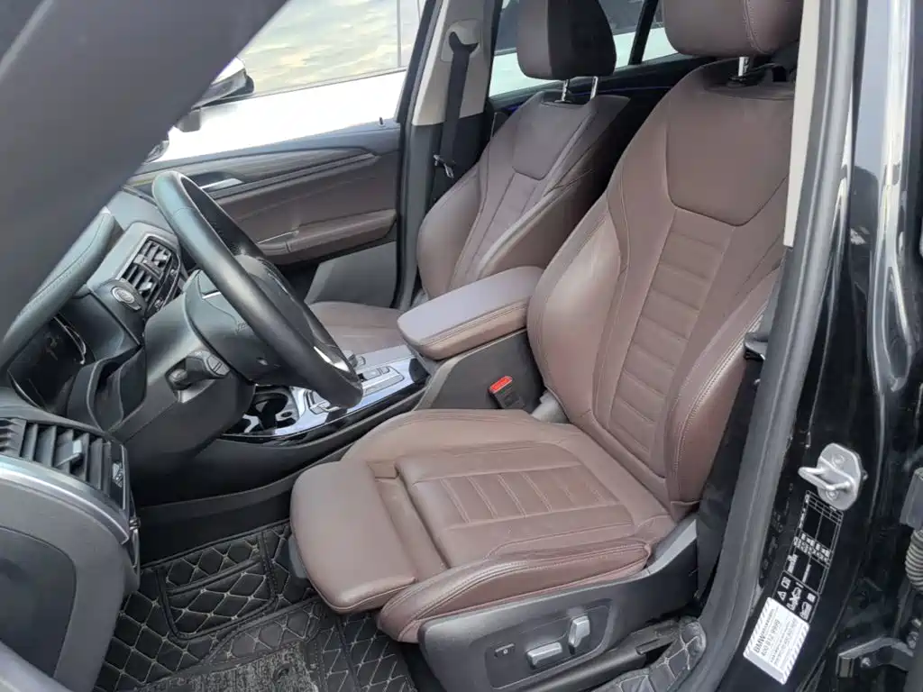 BMW X3 — миниатюра 15