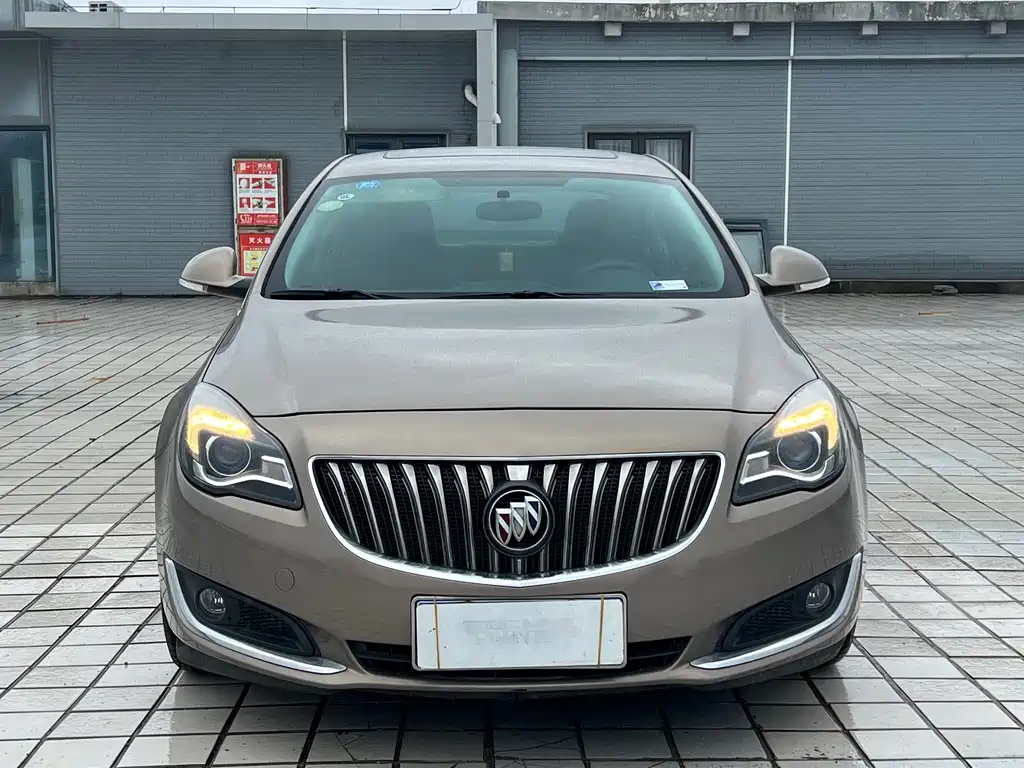 BUICK REGAL