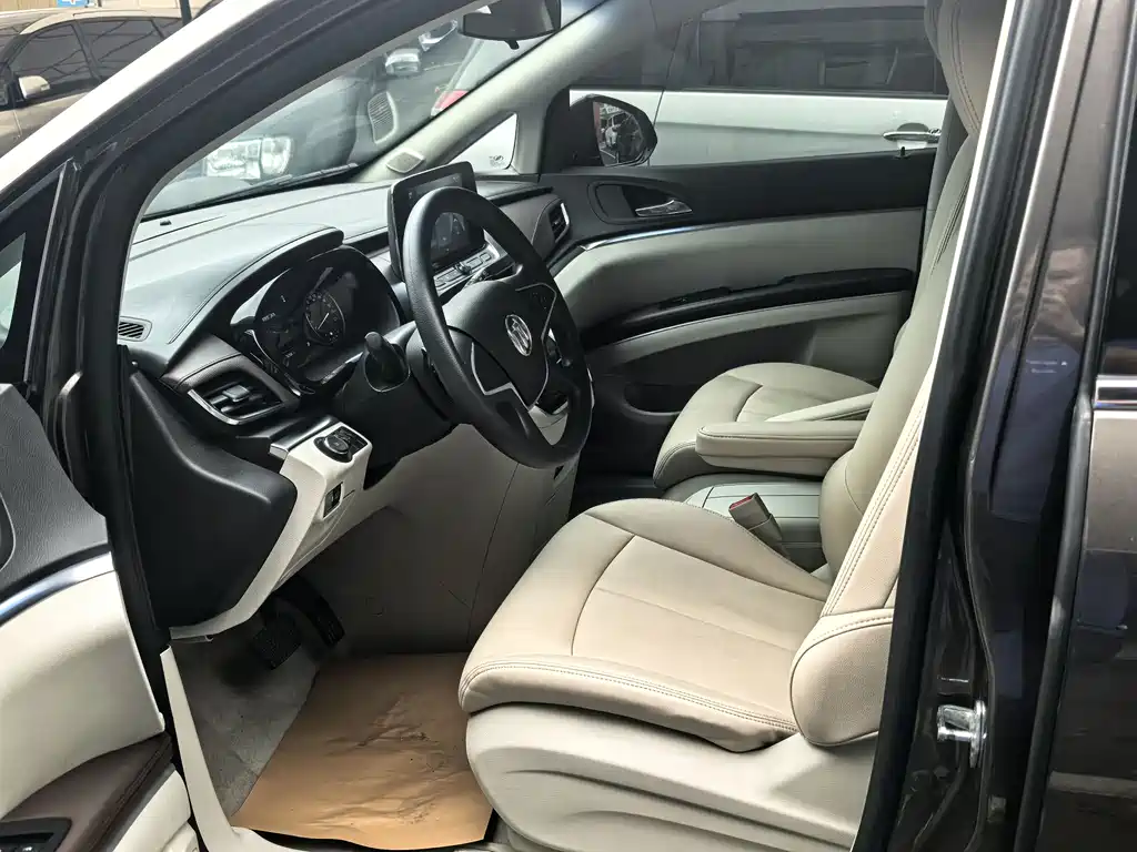 Buick GL8 2023 Comfort