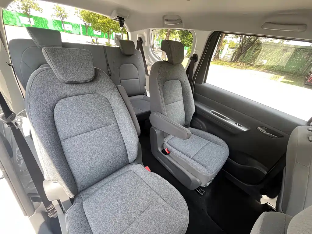 Wuling Hongguang EV — миниатюра 7