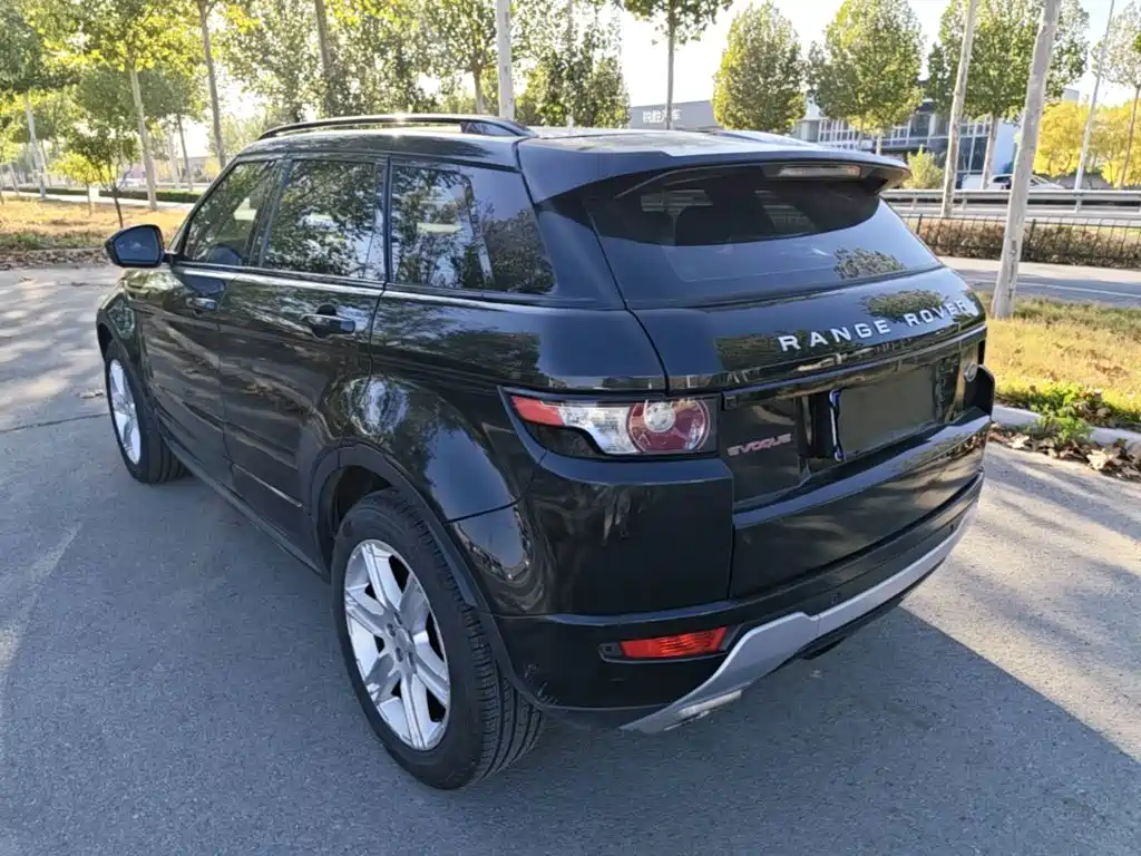 Land Rover Evoque — миниатюра 5