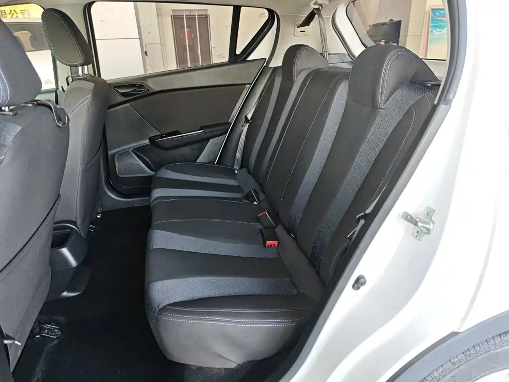 Baojun 310 — миниатюра 17