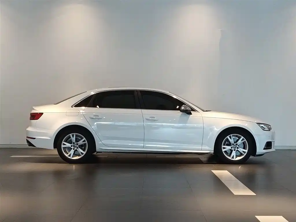 Audi A4L — миниатюра 3