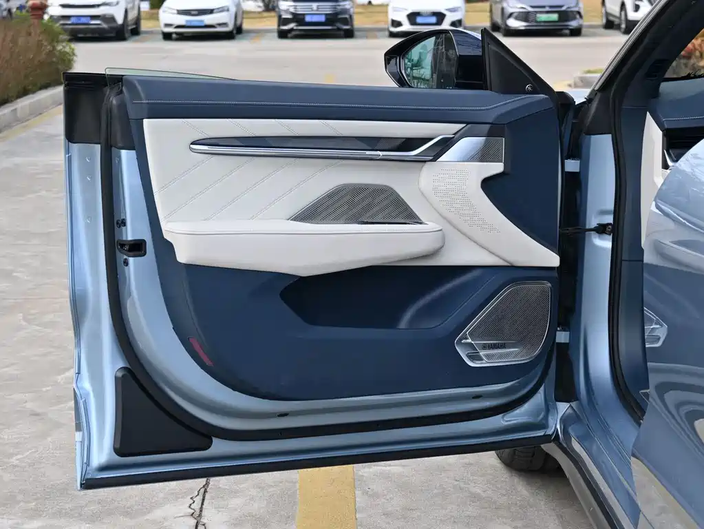 ZEEKR EXTREME KRYPTON 001