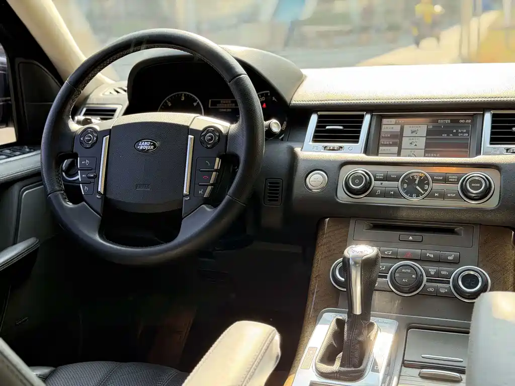 Land Rover Range Rover Sport 2011 3.0 TDV6