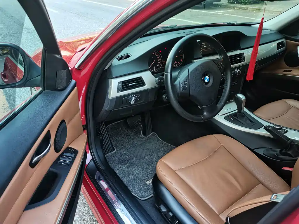 BMW 3 Series — миниатюра 18