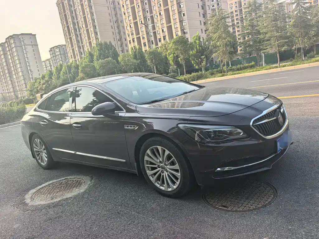 Buick LaCrosse — миниатюра 3