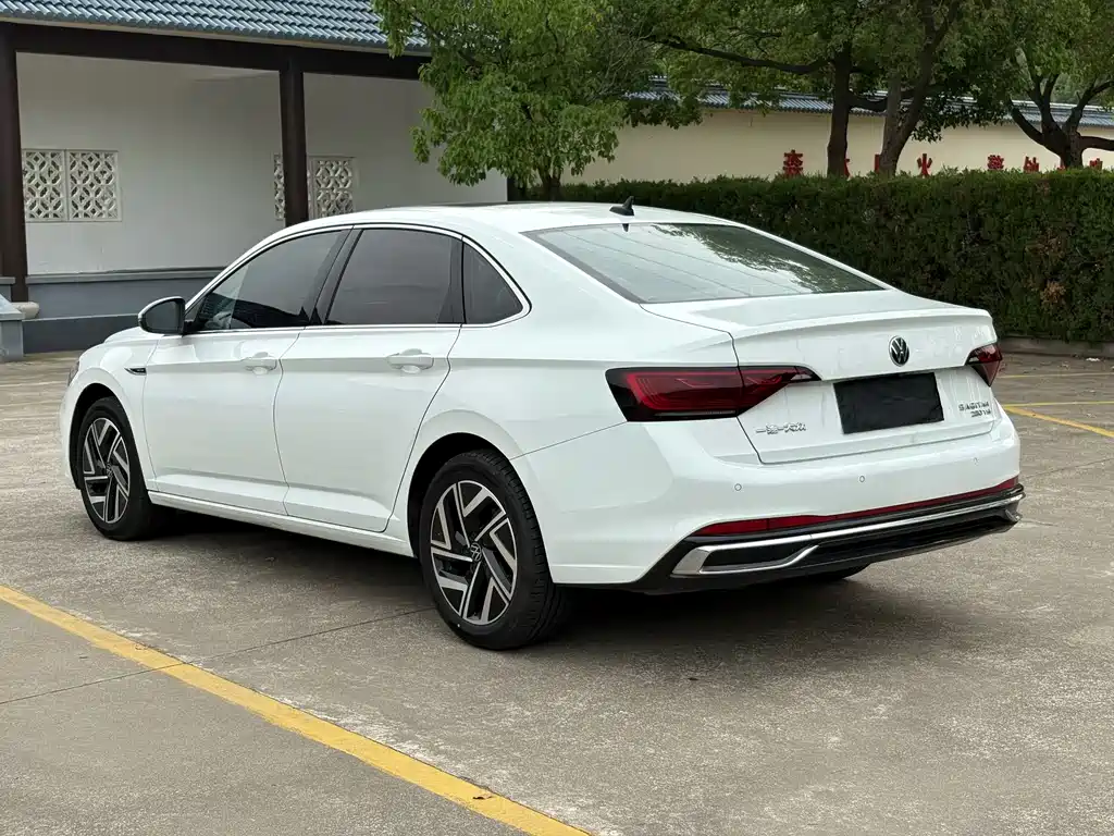 Volkswagen Sagitar 2023 280TSI DSG