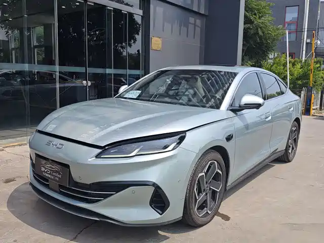 2025 BYD Seal