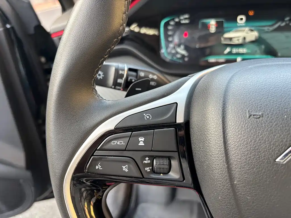 DONGFENG YI HYUN MAX