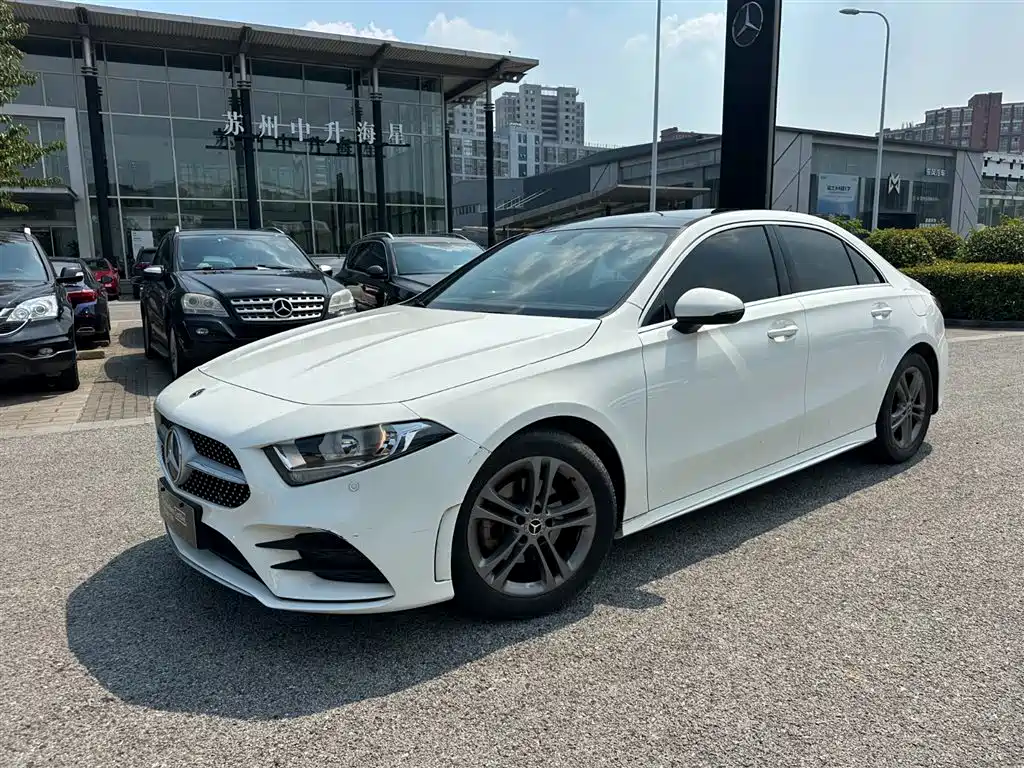 MERCEDES-BENZ  A CLASS