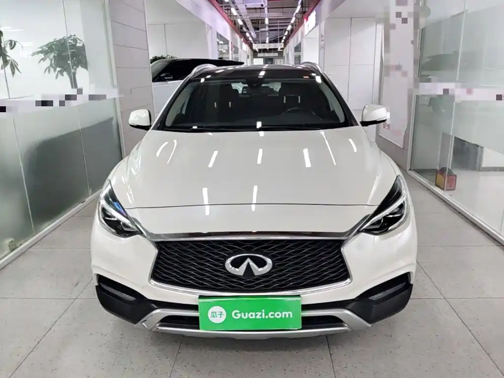 Infiniti QX30 — миниатюра 3