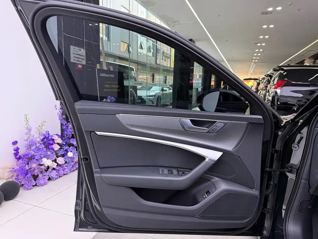 Audi A6L — миниатюра 9