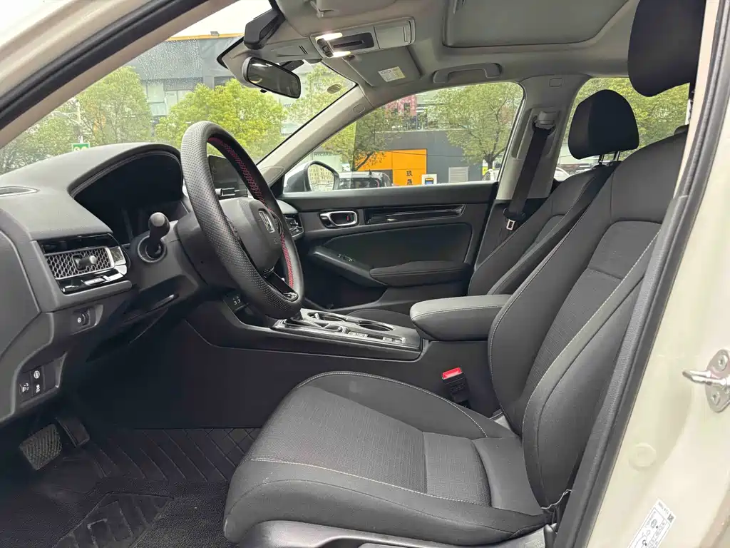 Honda Civic — миниатюра 4