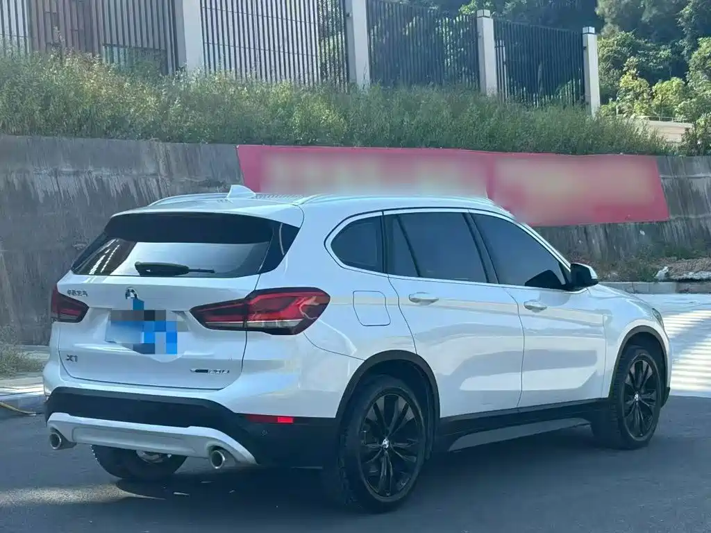 BMW X1 — миниатюра 7