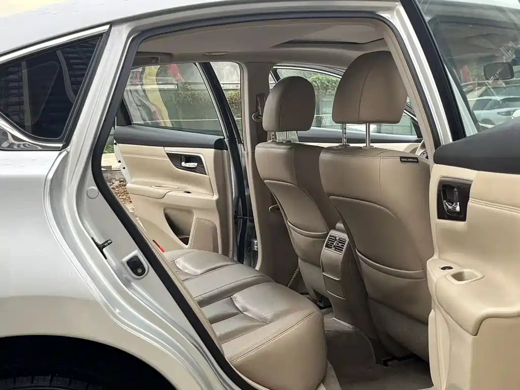 Nissan Teana — миниатюра 4