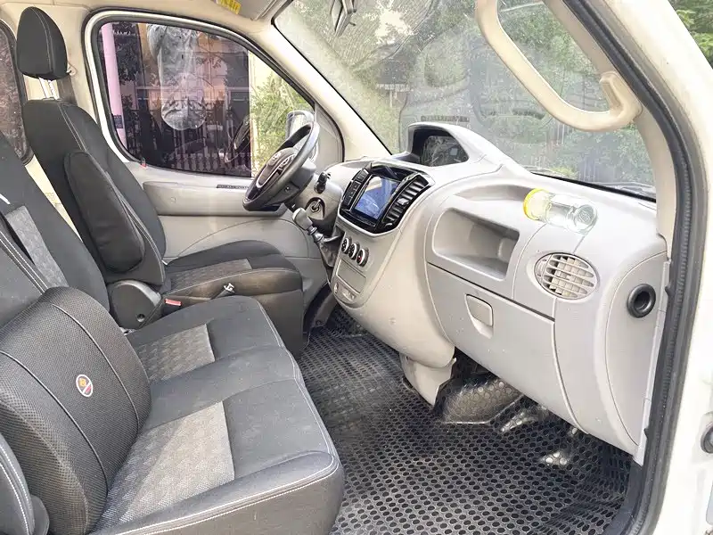 SAIC MAXUS XINTU V80