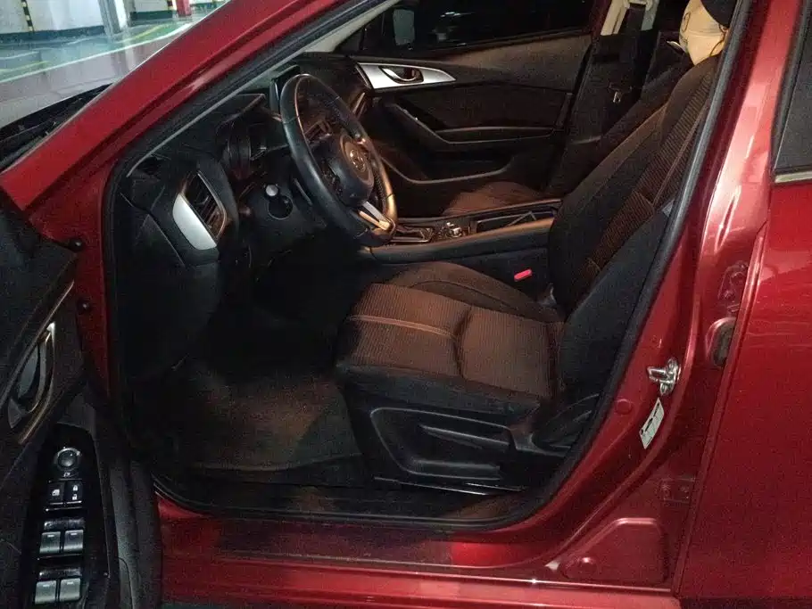 Mazda 3 Axela — миниатюра 9