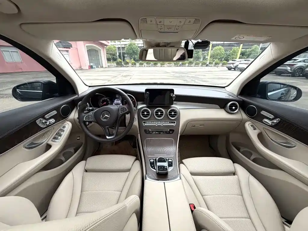Mercedes-Benz GLC — миниатюра 5