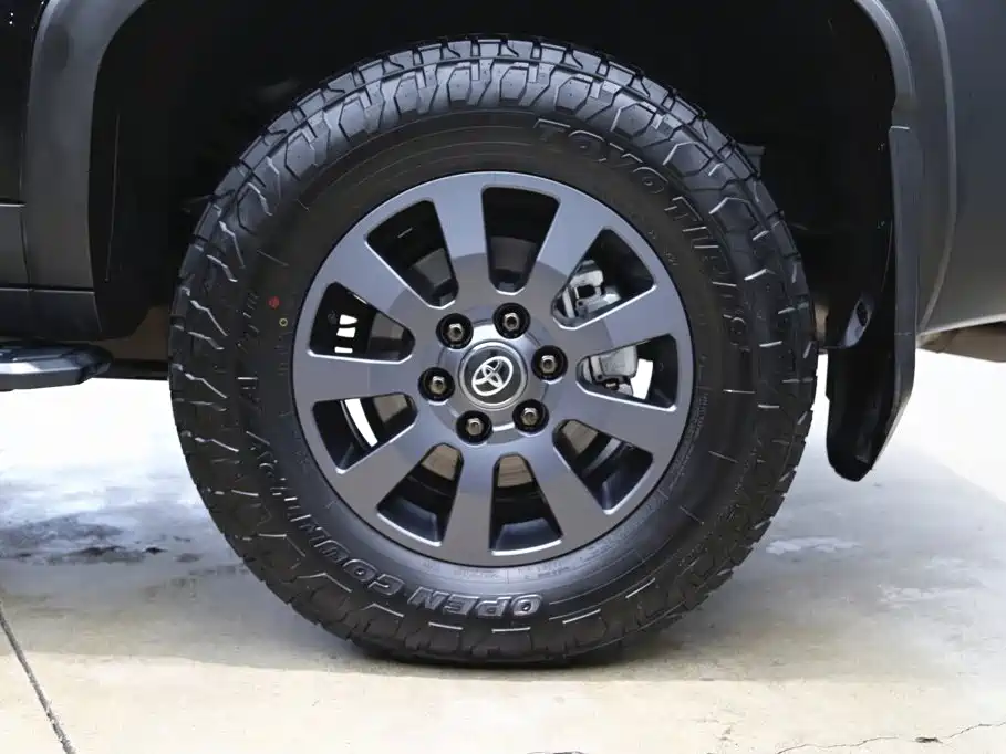 Toyota Prado — миниатюра 30