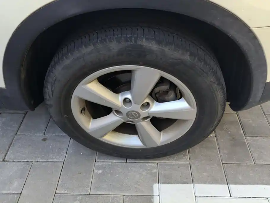 Nissan Qashqai — миниатюра 6