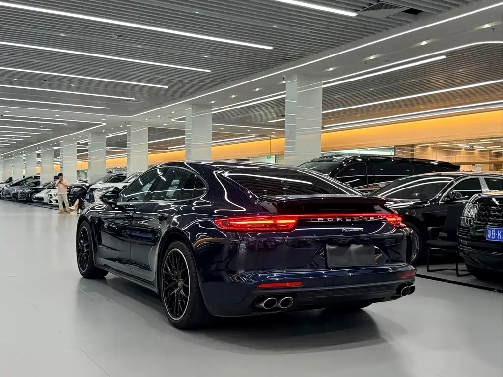 Porsche Panamera — миниатюра 14