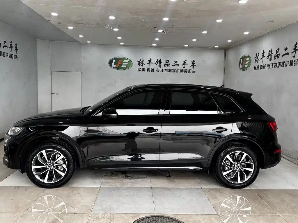 Audi Q5L 2023 40T Luxury