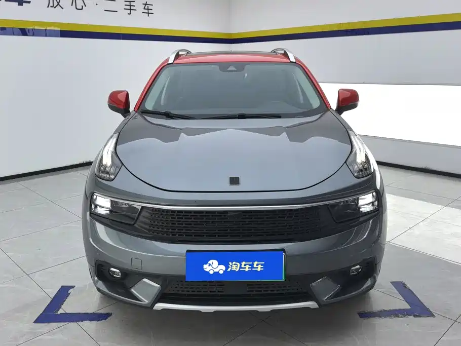 Lynk & Co 01 EM-P — миниатюра 2
