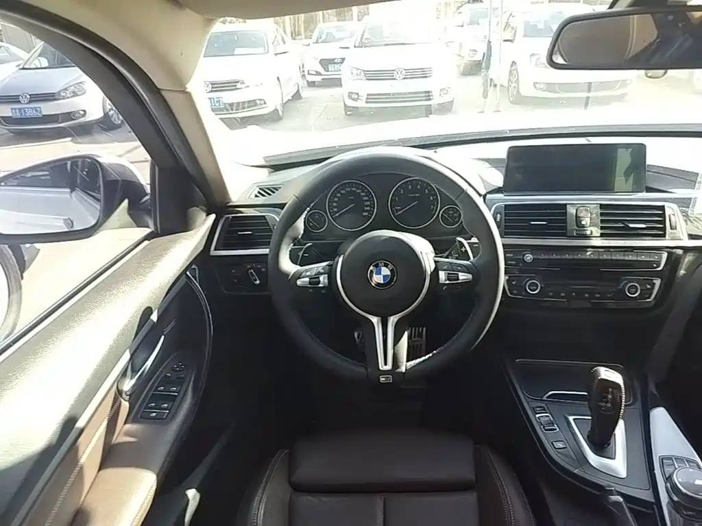 BMW 3 Series — миниатюра 11