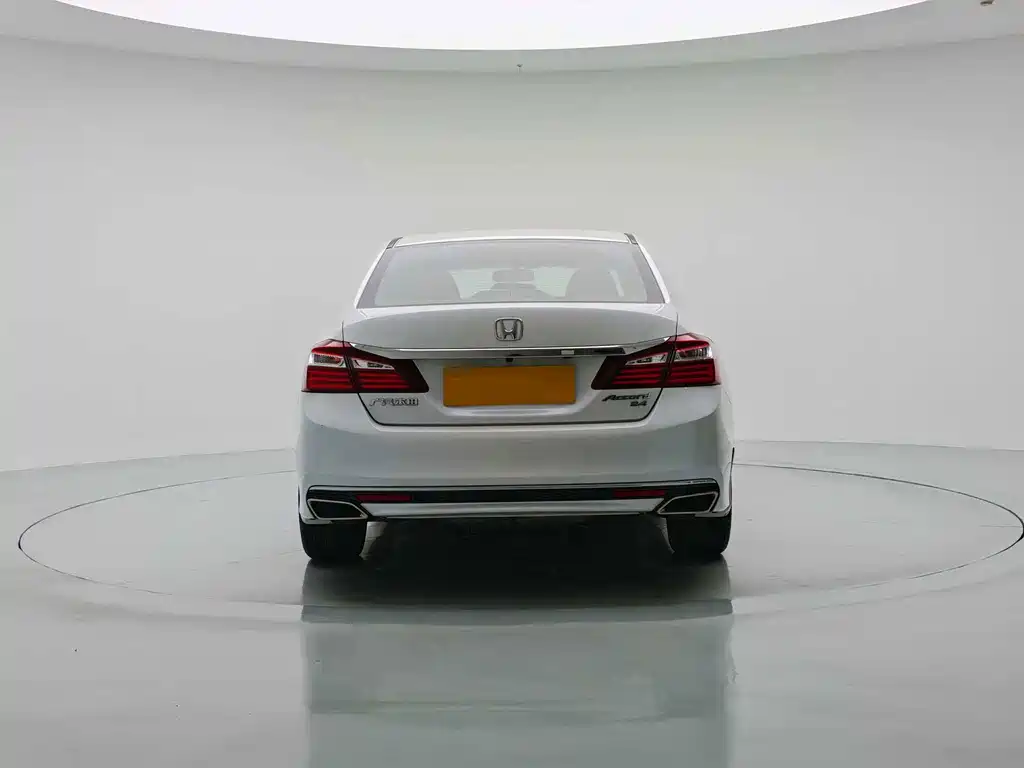 Honda Accord — миниатюра 4