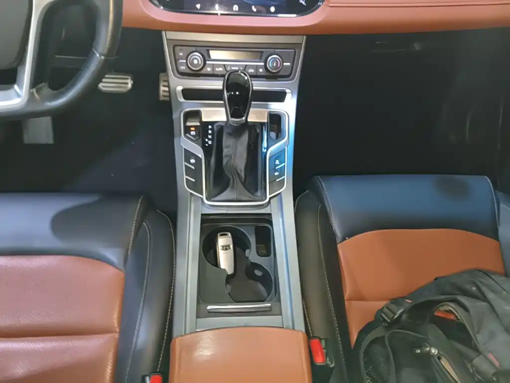 Geely Vision S1 — миниатюра 14
