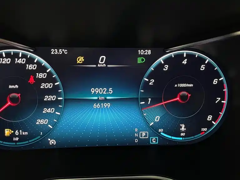 Mercedes-Benz GLC 2022 GLC 260 L 4MATIC Luxury