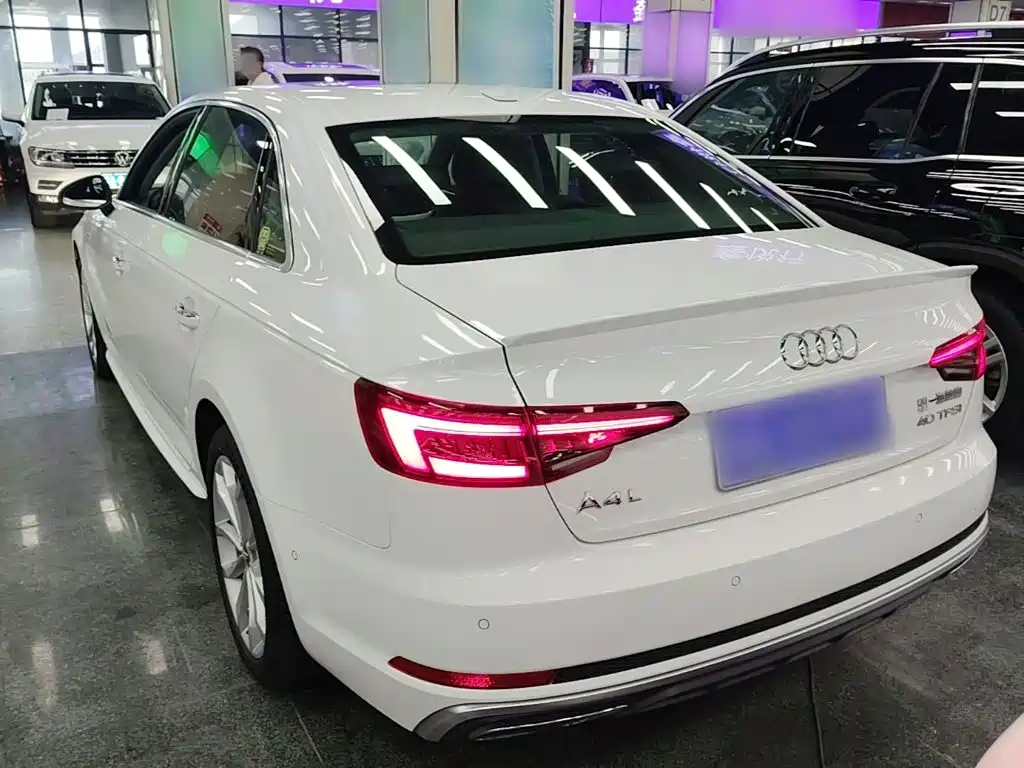 Audi A4L — миниатюра 5