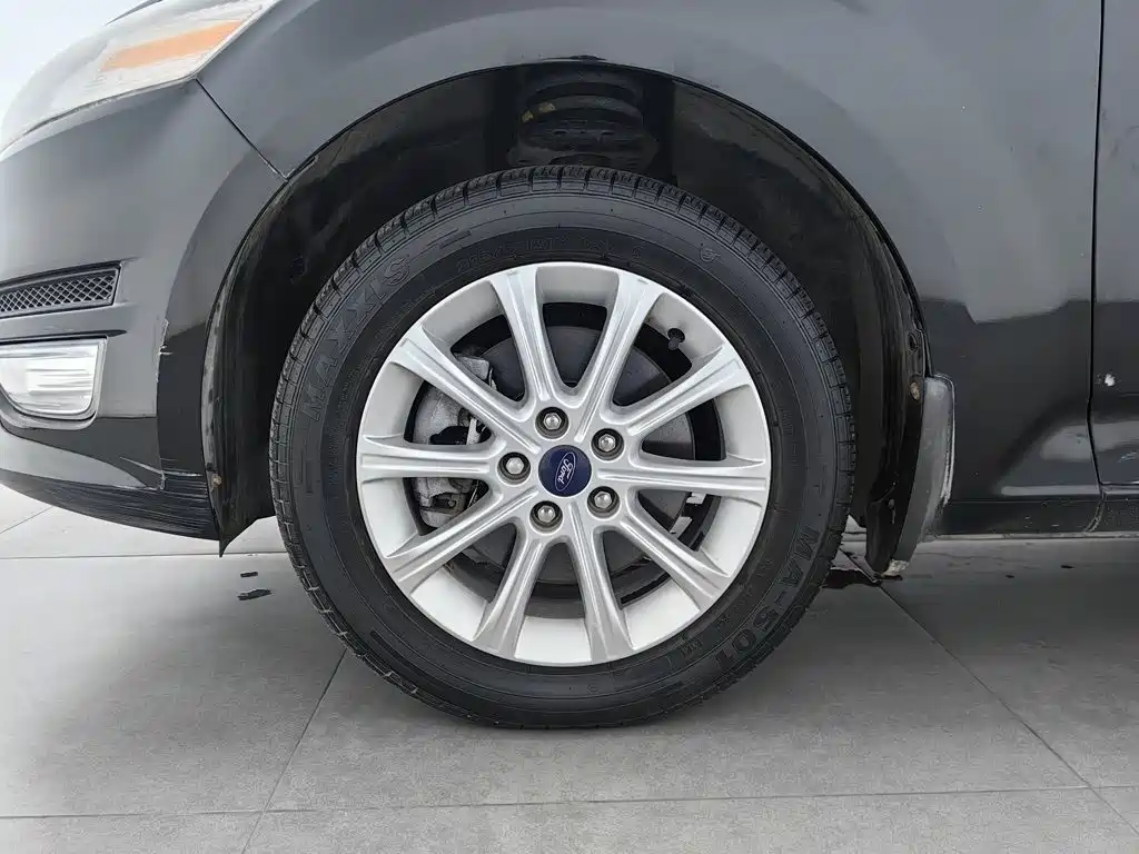 Ford Mondeo — миниатюра 17