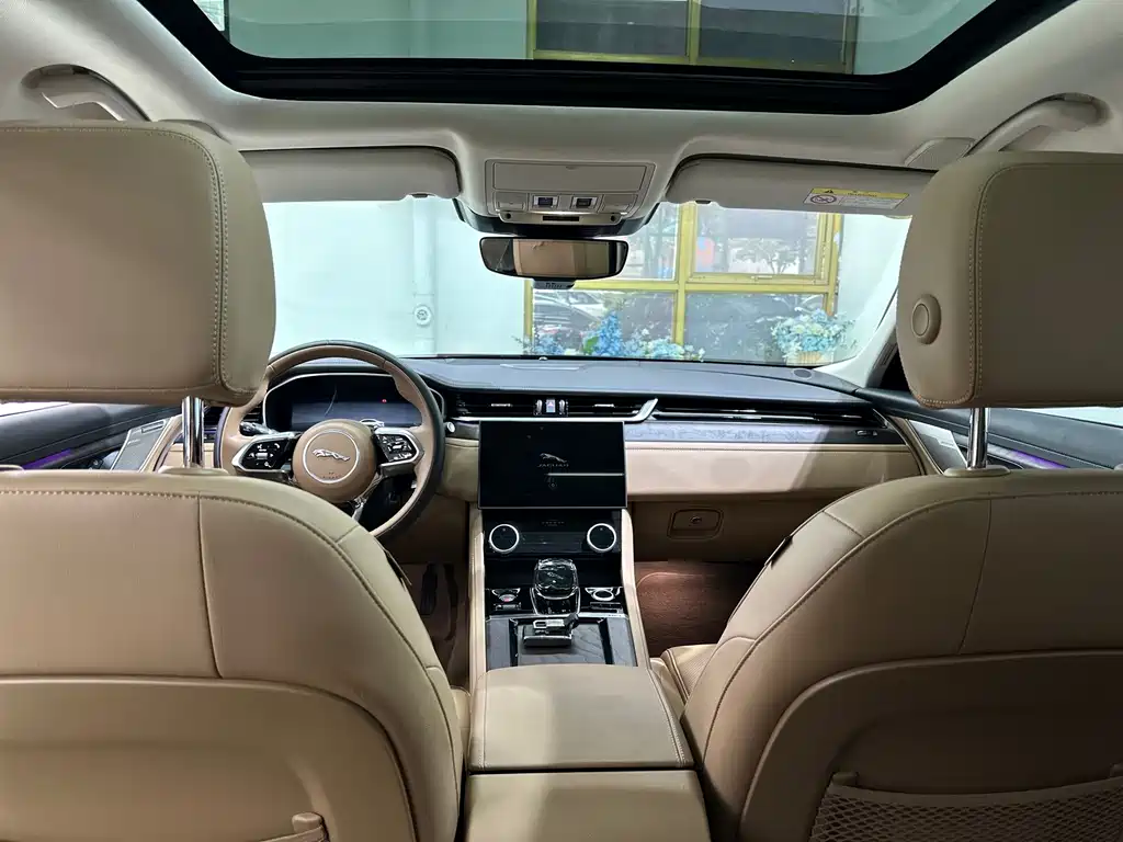 Jaguar XFL — миниатюра 25