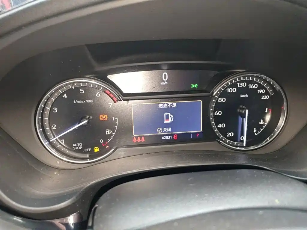 Cadillac XT4 — миниатюра 12