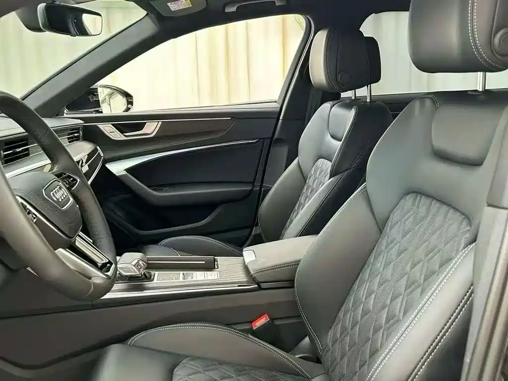 Audi A6L — миниатюра 4