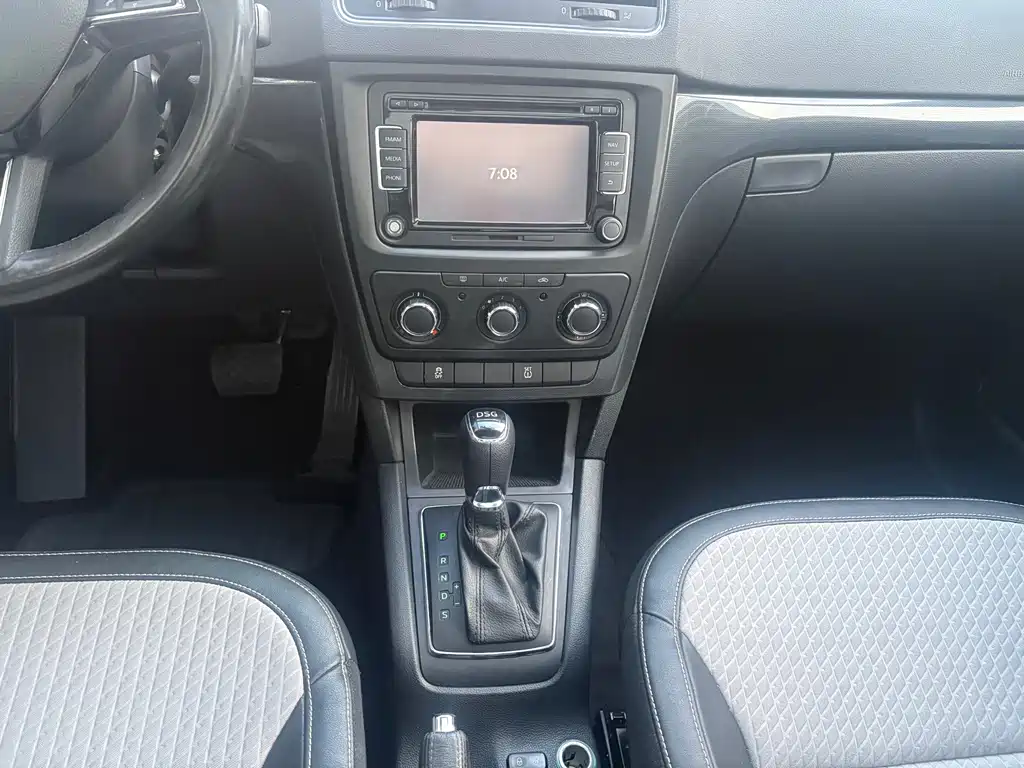 Skoda Yeti — миниатюра 12