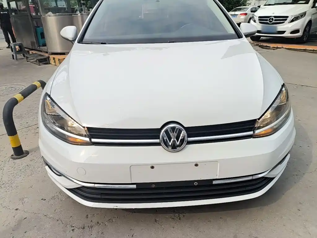 Volkswagen Golf 2018 230TSI AT Comfort