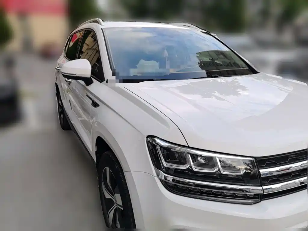Volkswagen Tharu — миниатюра 3