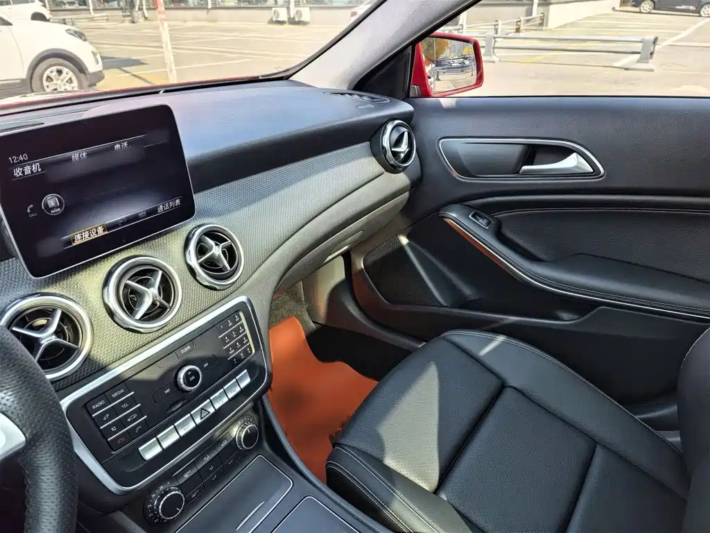 Mercedes-Benz GLA — миниатюра 16