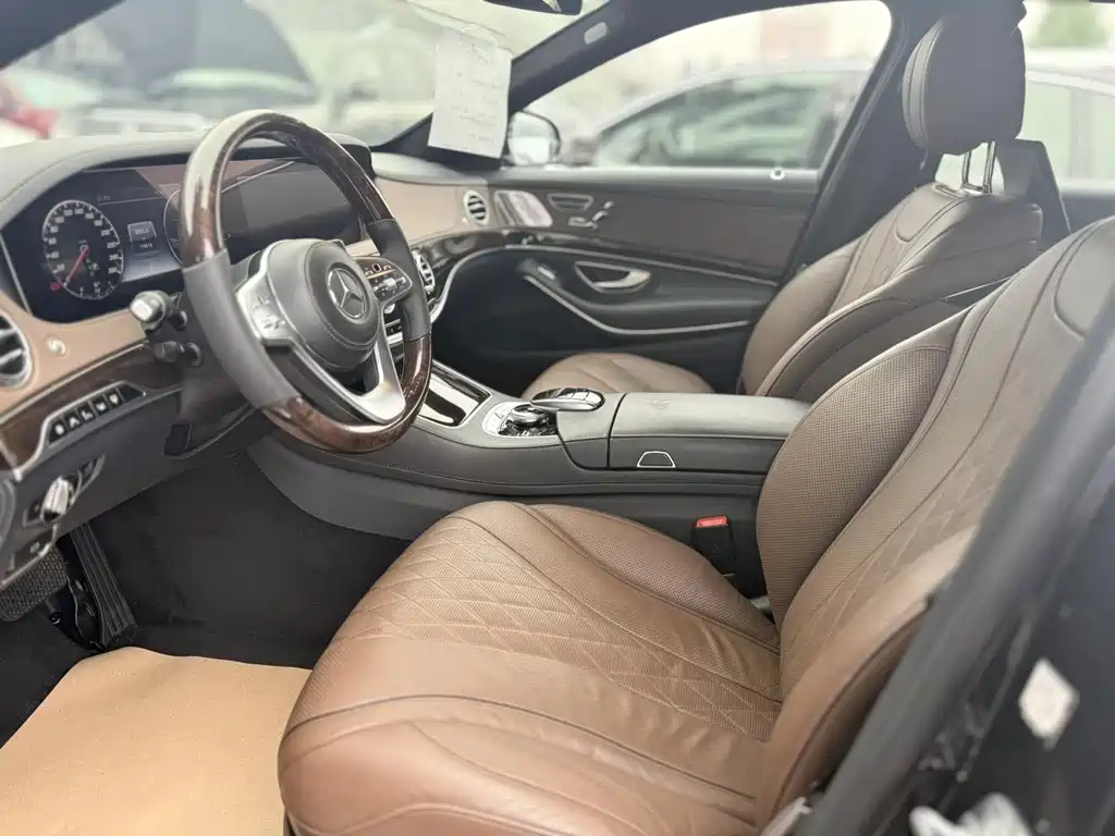Mercedes-Benz Maybach S-Class S 560 4MATIC, фото 8