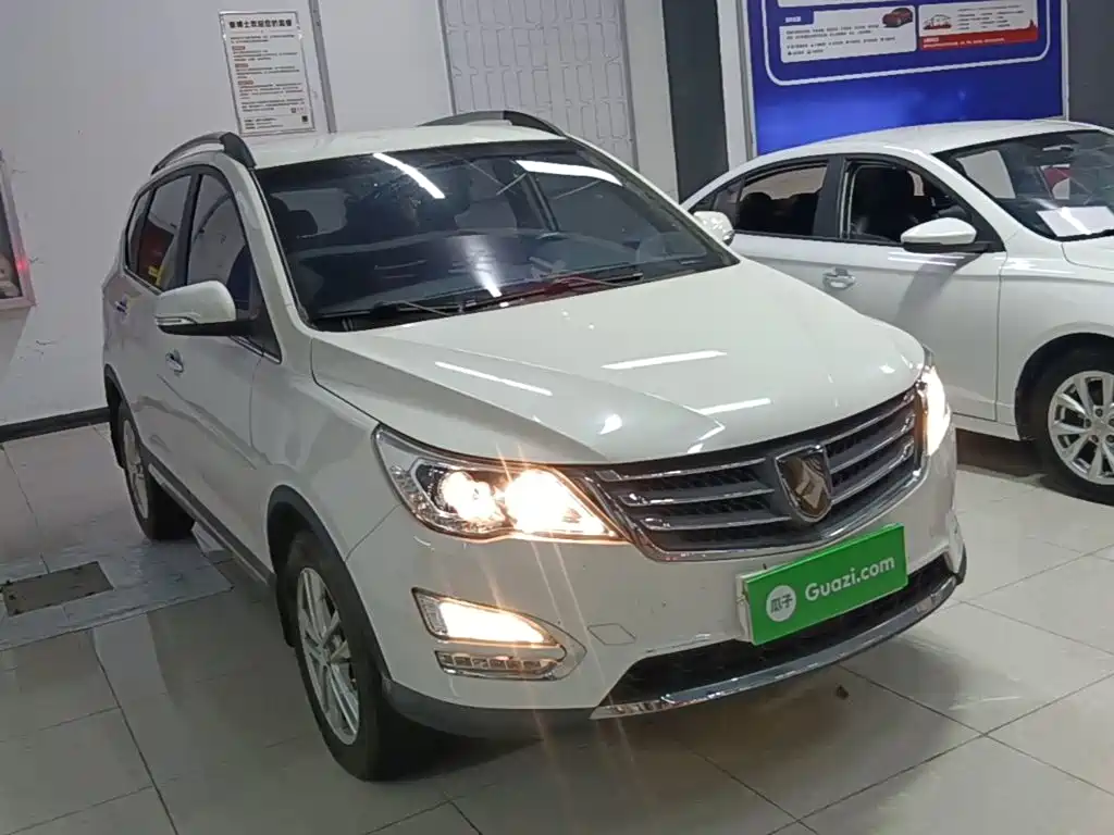 Baojun 560 2016 1.8L iAMT Elite