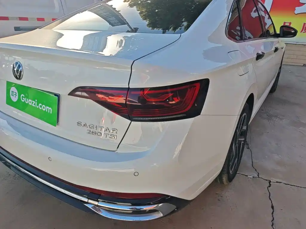 Volkswagen Sagitar — миниатюра 8