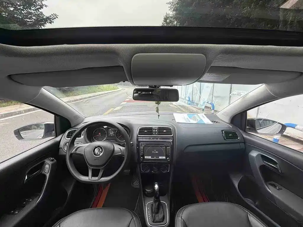 Volkswagen Polo — миниатюра 5