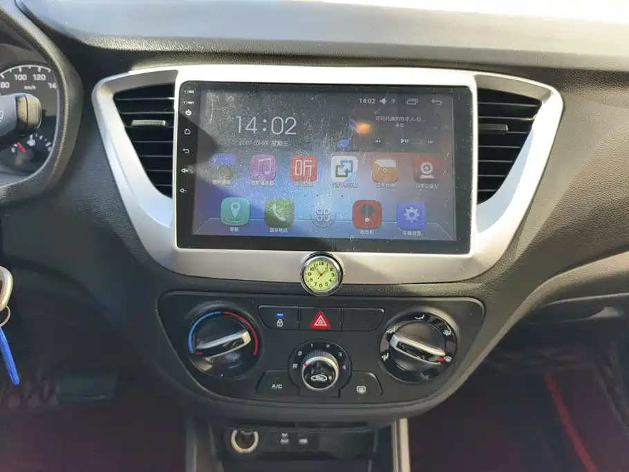 Hyundai Verna — миниатюра 13