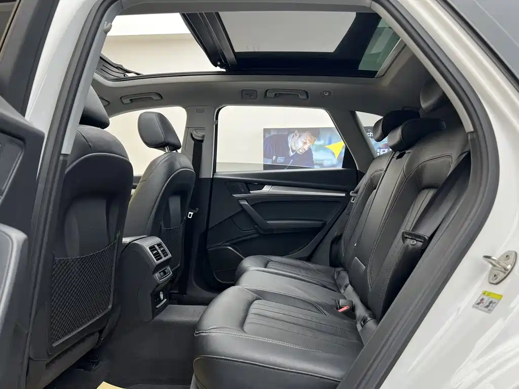 Audi Q5L — миниатюра 18