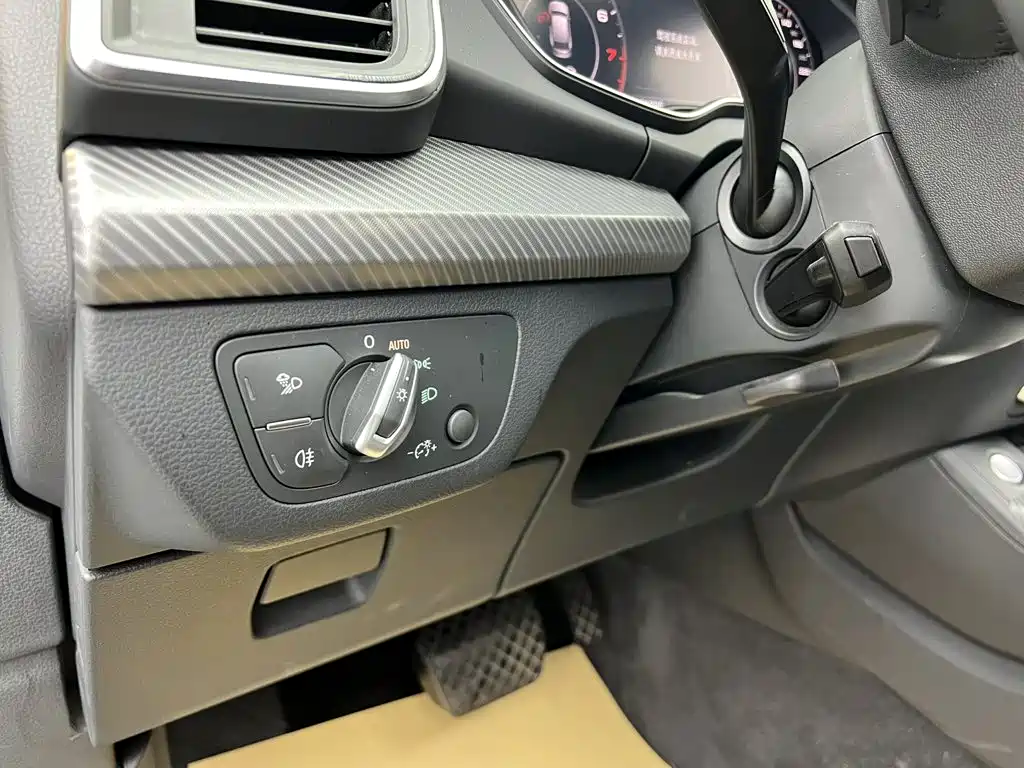 Audi Q5L — миниатюра 27