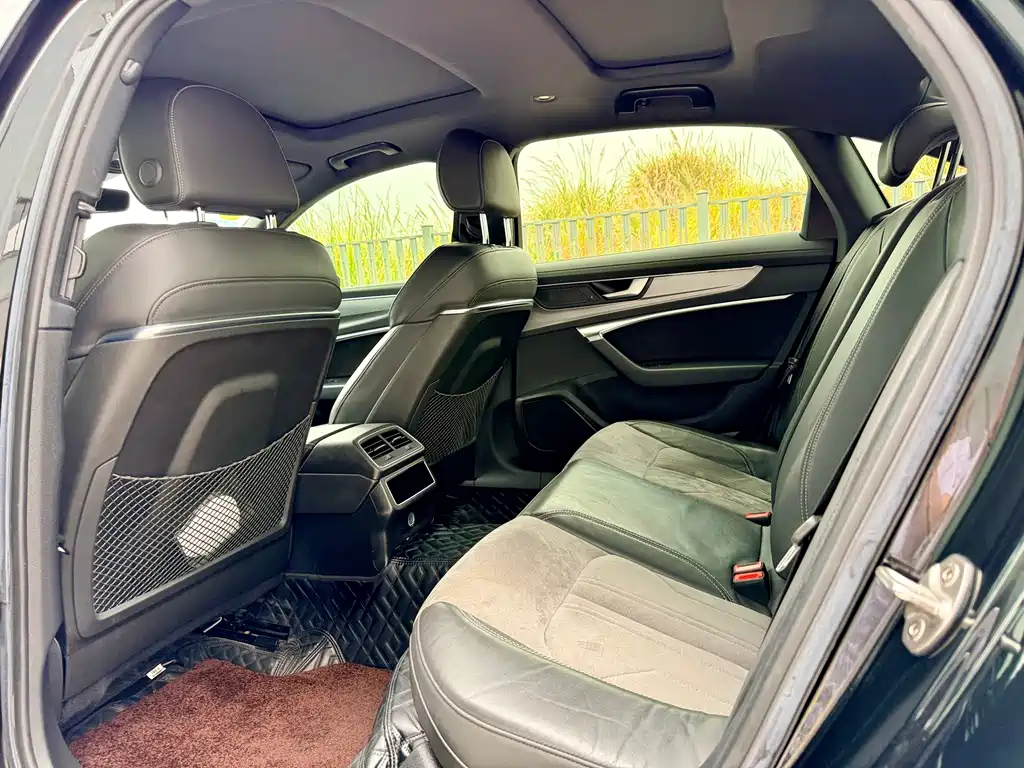 Audi A6L — миниатюра 7